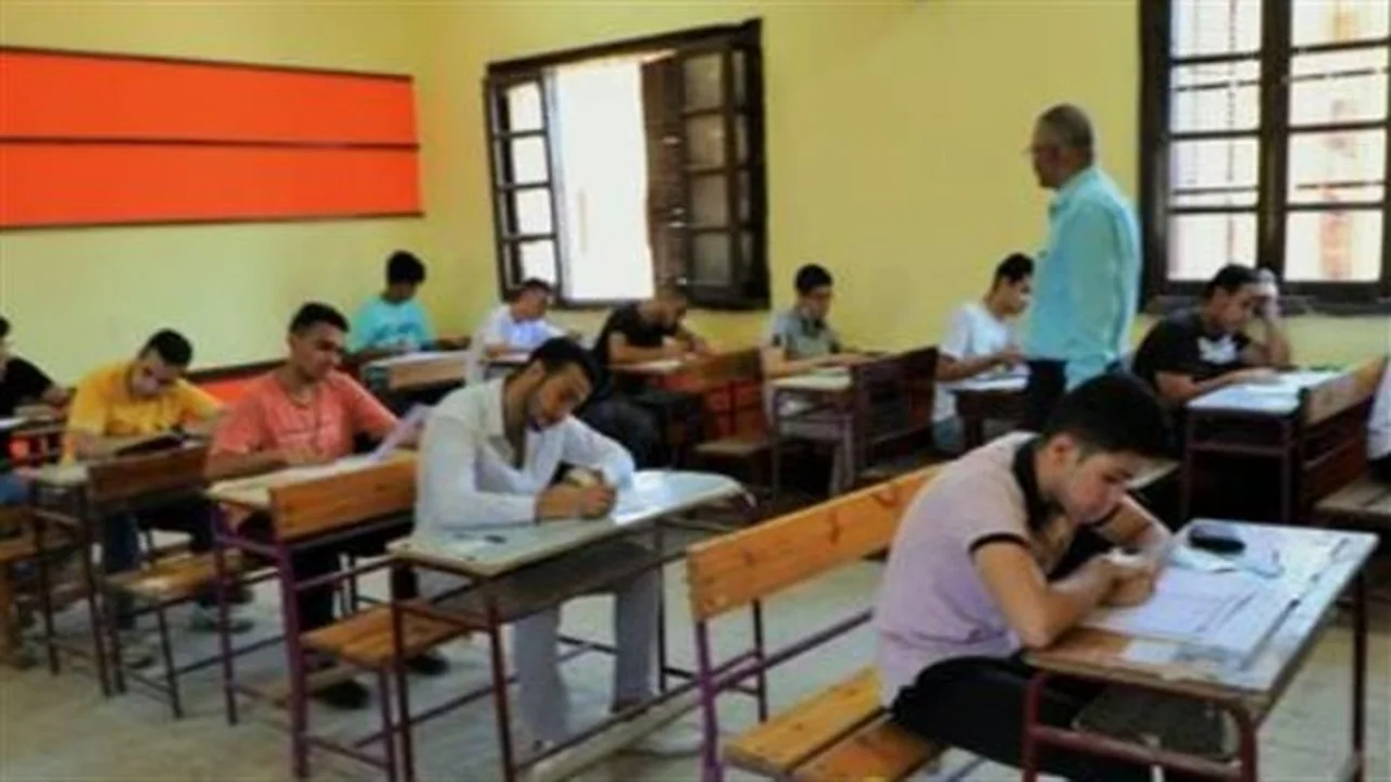 جدول الامتحانات.. تفاصيل اختبارات الشهادة الثانوية 2026 لجميع الأقسام الدراسية